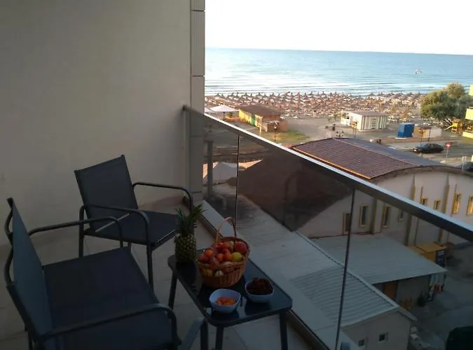 Apartmán Lucia, La 10 M De Plaja, Superba Spre Mare